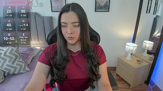 Snapshot of amaia_monet chatting on December 17, 2025, 7:52 pm amaia monet online show from December 17, 2025, 7:52 pm