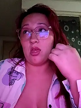 Snapshot of fieryluciana chatting on October 9, 2025, 1:50 am fieryluciana online show from October 9, 2025, 1:50 am