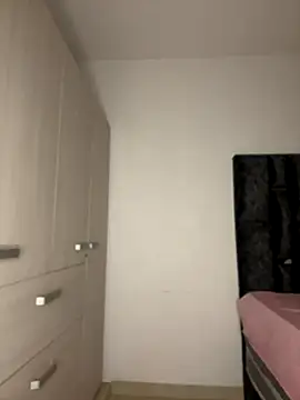 Snapshot of Bella-kim- chatting on November 14, 2025, 4:38 am Bella-kim- online show from November 14, 2025, 4:38 am