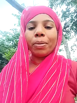 Snapshot of Rubi_sarma chatting on October 25, 2025, 11:42 am Rubi sarma online show from October 25, 2025, 11:42 am