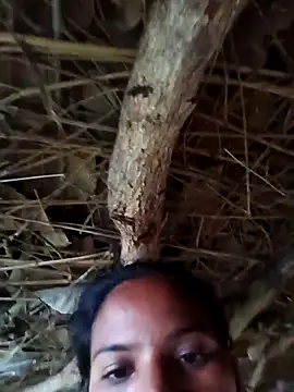 Snapshot of Rubi_sarma chatting on September 11, 2025, 12:32 am Rubi sarma online show from September 11, 2025, 12:32 am