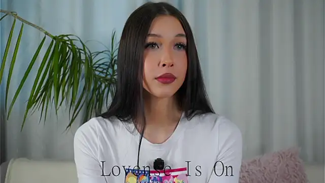 Snapshot of EviaRabasca chatting on March 30, 2026, 11:44 am EviaRabasca online show from March 30, 2026, 11:44 am