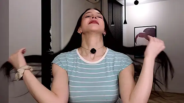 EviaRabasca online show from February 20, 2026, 11:23 am