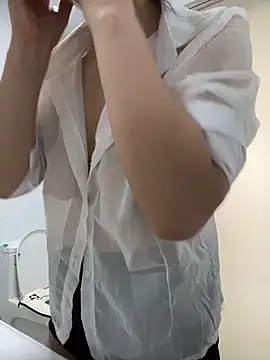 Snapshot of penny996 chatting on November 2, 2025, 2:05 am penny996 online show from November 2, 2025, 2:05 am