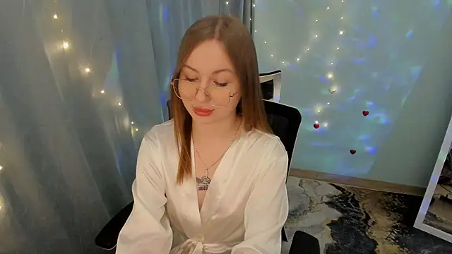 Snapshot of Rose_se chatting on October 13, 2025, 9:49 pm Rose se online show from October 13, 2025, 9:49 pm