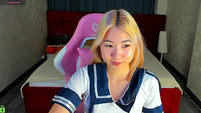 Aisi 18 online show from October 29, 2025, 6:01 am