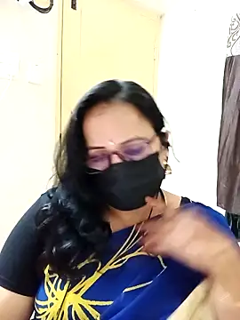 Snapshot of Ananya_flower chatting on October 24, 2025, 3:55 pm Ananya flower online show from October 24, 2025, 3:55 pm