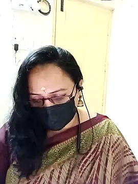 Snapshot of Ananya_flower chatting on December 5, 2025, 10:36 am Ananya flower online show from December 5, 2025, 10:36 am