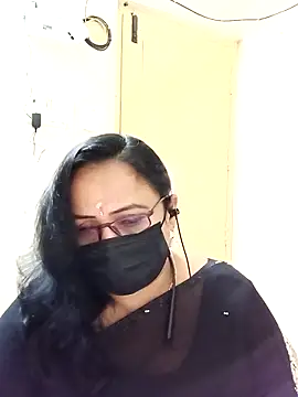 Snapshot of Ananya_flower chatting on November 26, 2025, 6:46 am Ananya flower online show from November 26, 2025, 6:46 am