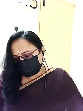 Snapshot of Ananya_flower chatting on December 4, 2025, 6:51 pm Ananya flower online show from December 4, 2025, 6:51 pm