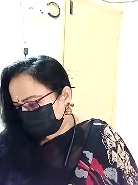 Snapshot of Ananya_flower chatting on December 3, 2025, 4:57 am Ananya flower online show from December 3, 2025, 4:57 am