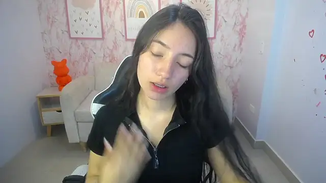 Kylie ch1 online show from November 15, 2025, 11:03 am