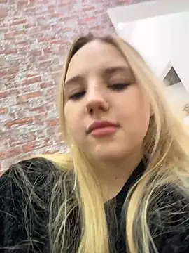 Sky Cutie online show from January 11, 2026, 4:19 am