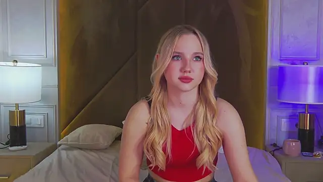 Sky Cutie online show from March 16, 2026, 4:42 am