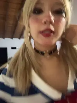 SweetBunnyGF online show from September 19, 2025, 11:42 pm