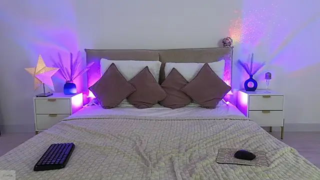 Jules night online show from November 14, 2025, 10:02 pm