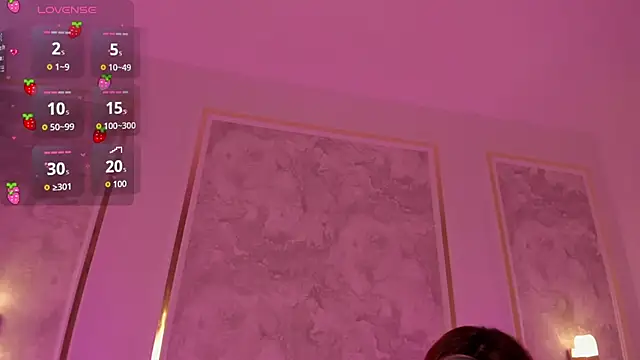 Snapshot of doll_eyees_ chatting on October 17, 2025, 2:26 am doll eyees online show from October 17, 2025, 2:26 am