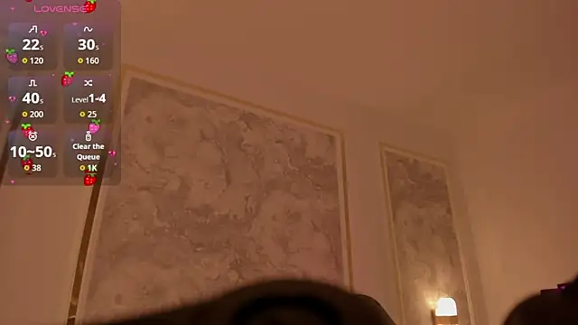 Snapshot of doll_eyees_ chatting on November 7, 2025, 2:27 am doll eyees online show from November 7, 2025, 2:27 am