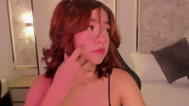 Snapshot of doll_eyees_ chatting on September 27, 2025, 2:28 am doll eyees online show from September 27, 2025, 2:28 am