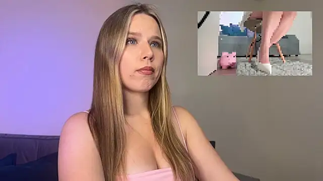 GoddessRoss online show from October 13, 2025, 5:58 pm