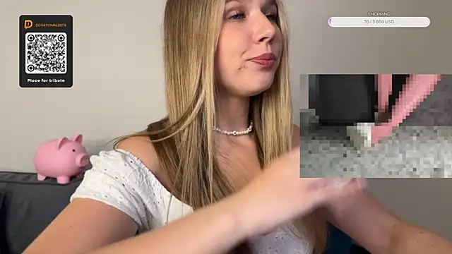 GoddessRoss online show from September 23, 2025, 6:26 pm