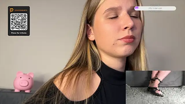 GoddessRoss online show from September 13, 2025, 7:14 pm