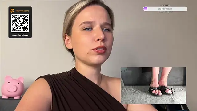 GoddessRoss online show from September 10, 2025, 7:35 pm