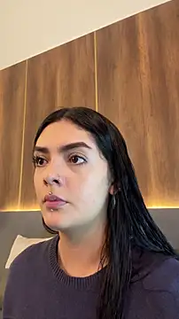 Snapshot of AliceRitter chatting on October 24, 2025, 6:40 pm AliceRitter online show from October 24, 2025, 6:40 pm