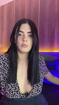 Snapshot of AliceRitter chatting on November 22, 2025, 7:02 pm AliceRitter online show from November 22, 2025, 7:02 pm