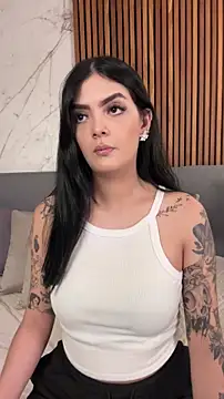 Snapshot of AliceRitter chatting on March 3, 2026, 10:28 pm AliceRitter online show from March 3, 2026, 10:28 pm