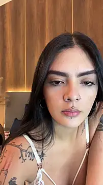 Snapshot of AliceRitter chatting on November 20, 2025, 5:24 pm AliceRitter online show from November 20, 2025, 5:24 pm