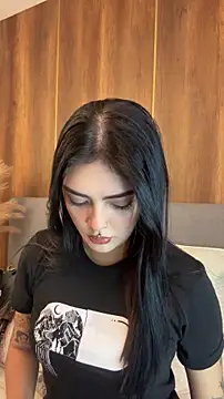 Snapshot of AliceRitter chatting on November 14, 2025, 5:27 pm AliceRitter online show from November 14, 2025, 5:27 pm