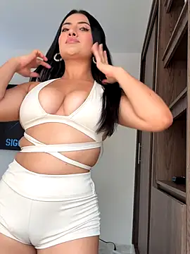 Snapshot of Lu090_ chatting on September 26, 2025, 5:42 pm Lu090  online show from September 26, 2025, 5:42 pm