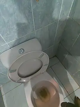 Snapshot of Matinyelamadoda chatting on November 23, 2025, 8:52 pm Matinyelamadoda online show from November 23, 2025, 8:52 pm