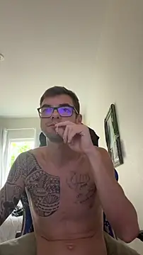 Leonsouzaof online show from February 14, 2026, 3:23 pm