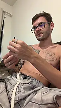 Leonsouzaof online show from February 18, 2026, 1:03 am