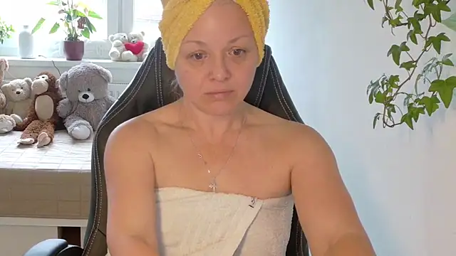 Linsy Kim online show from March 15, 2026, 10:11 am