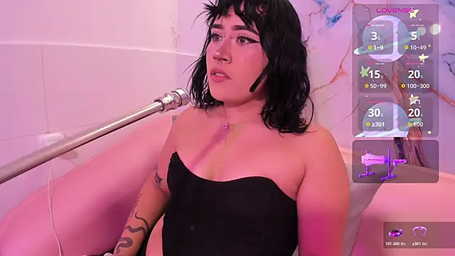 Snapshot of mia_yeager chatting on October 18, 2025, 11:29 pm mia yeager online show from October 18, 2025, 11:29 pm