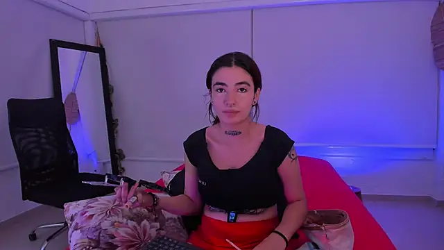 Snapshot of atenea_storm chatting on October 6, 2025, 4:13 am atenea storm online show from October 6, 2025, 4:13 am