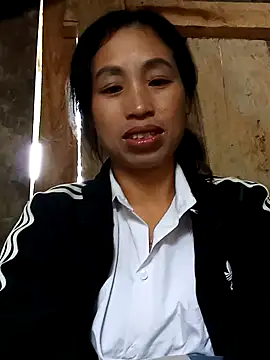 Snapshot of misa_00 chatting on November 3, 2025, 5:45 am misa 00 online show from November 3, 2025, 5:45 am