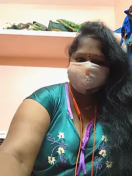 bakyasree143 online show from May 31, 2026, 8:31 pm