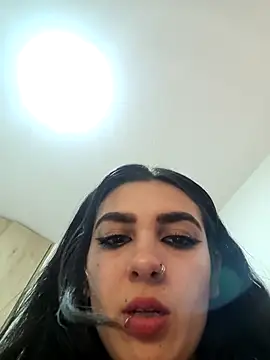 Venus 24 online show from September 19, 2025, 4:05 am