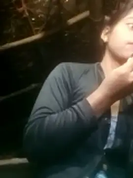 Snapshot of Sheema_thakur chatting on October 13, 2025, 7:26 pm Sheema thakur online show from October 13, 2025, 7:26 pm