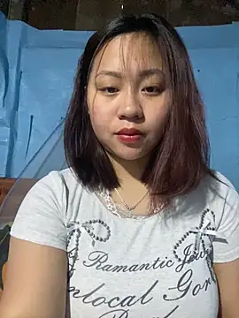 Snapshot of maianhcute chatting on March 2, 2026, 12:33 am maianhcute online show from March 2, 2026, 12:33 am