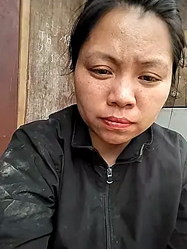 venu00 online show from March 10, 2026, 5:00 am