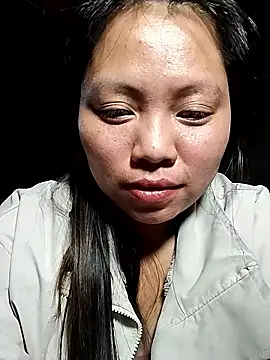 venu00 online show from March 11, 2026, 5:23 am