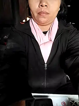 Snapshot of venu00 chatting on December 2, 2025, 2:56 am venu00 online show from December 2, 2025, 2:56 am