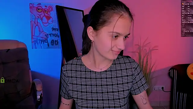 talia seduce online show from November 7, 2025, 1:04 pm