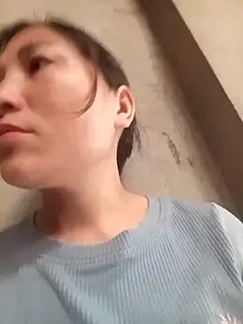 YAYAA-502 online show from March 28, 2026, 4:24 am