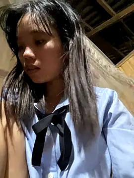 Snapshot of Ngoc-bbi chatting on October 30, 2025, 5:39 am Ngoc-bbi online show from October 30, 2025, 5:39 am